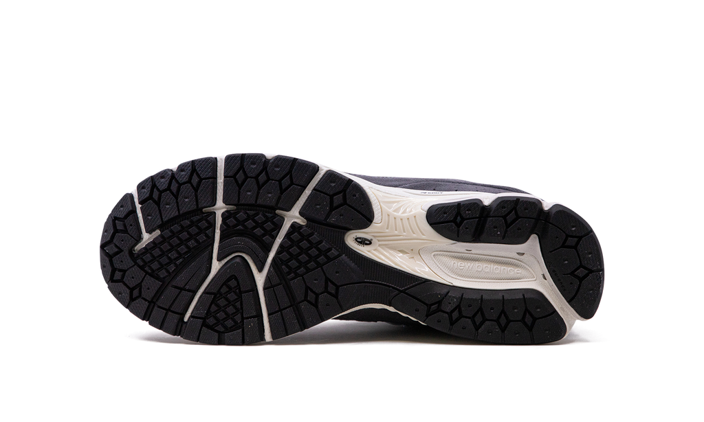 New Balance 2002R "Magnet" M2002RFB