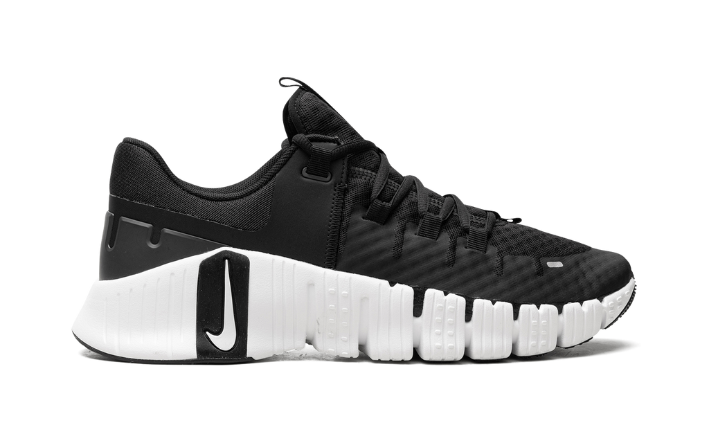 Nike Free Metcon 5 "Black / White" DV3949 001