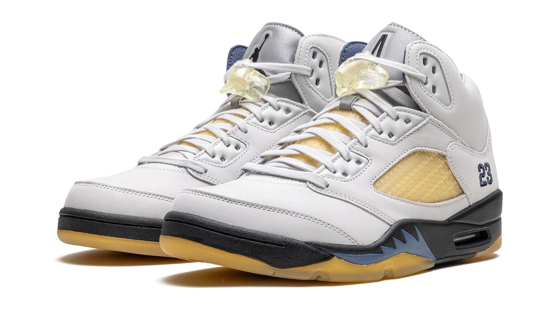 AIR JORDAN 5 WMNS "A Ma Maniére - Diffused Blue" FZ5758 004