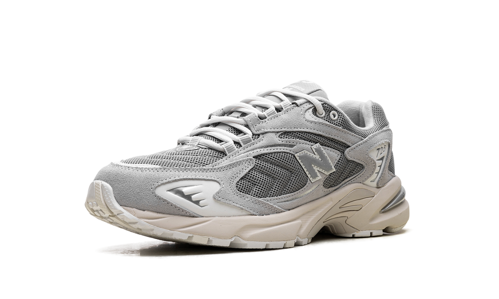 New Balance 725 "LIGHT GREY" ML725AA