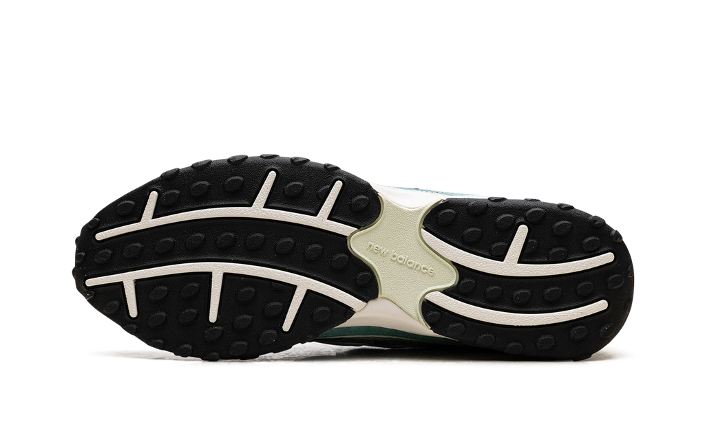 New Balance 204L "Kith - Green" U204LKTA
