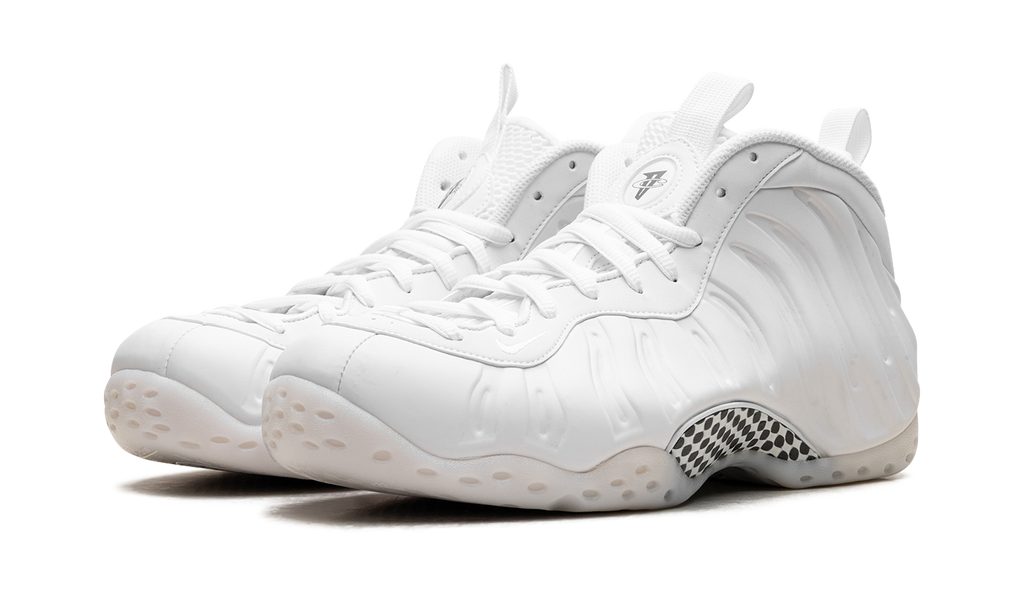 Nike Air Foamposite One "Triple White" HJ5195 100