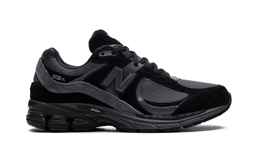 New Balance 2002R "Black Magnet" M2002RBL