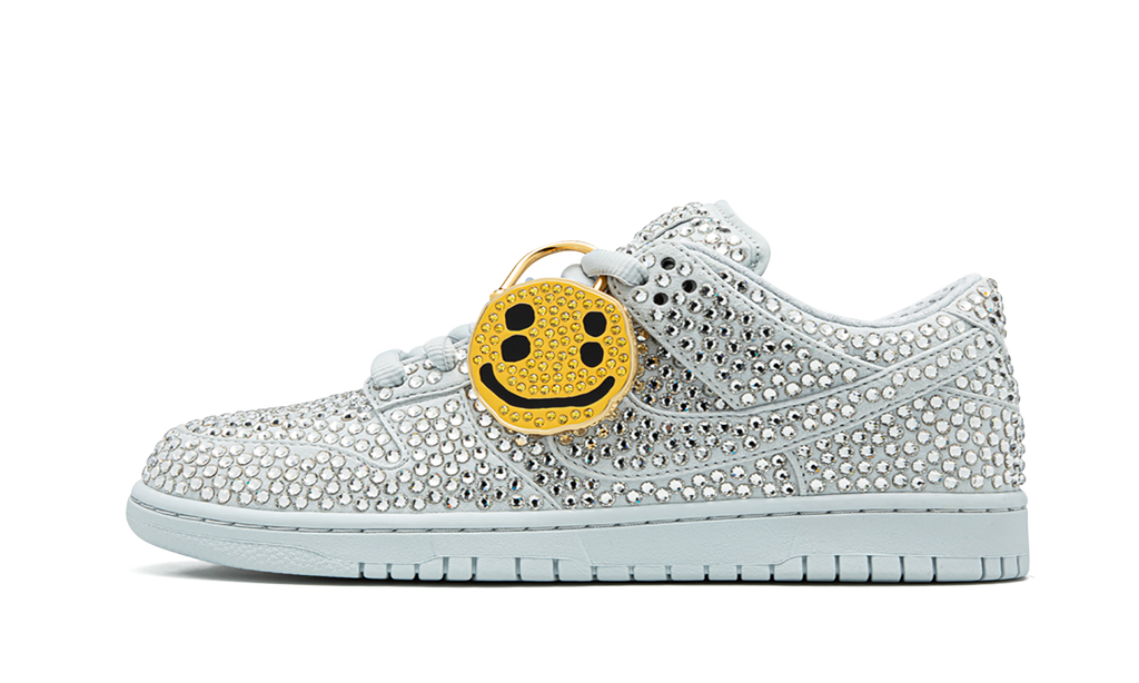 Nike Dunk Low "Cactus Plant Flea Market - Swarovski Crystals" CZ2670 001