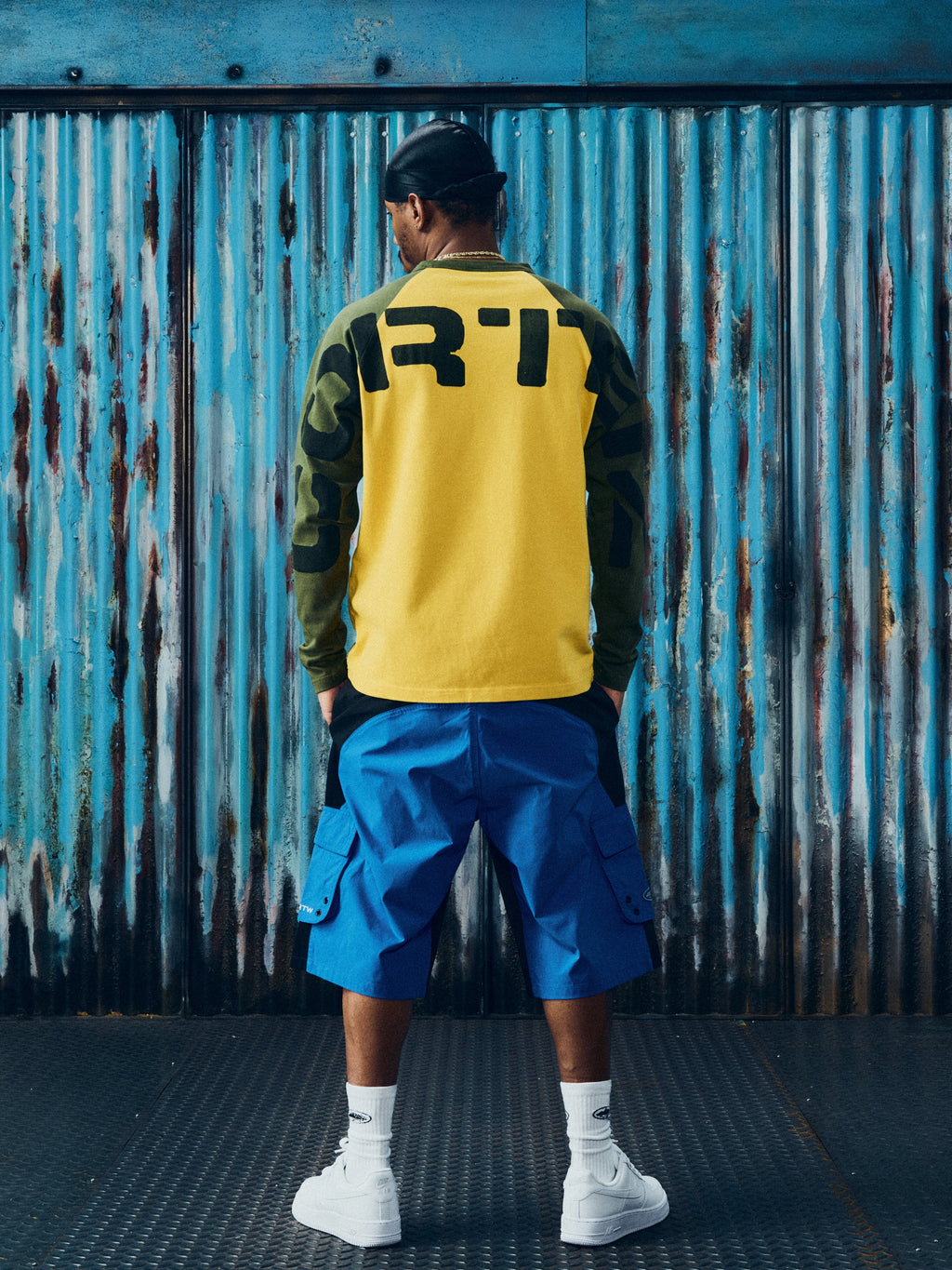 STENCIL RAGLAN LS [GOLD/OLIVE] CRTZRTW