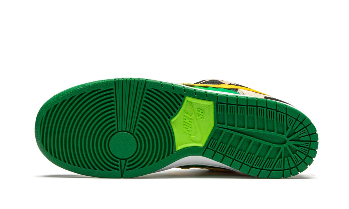 Nike SB Dunk Low "Ben & Jerry's - Chunky Dunky" CU3244 100