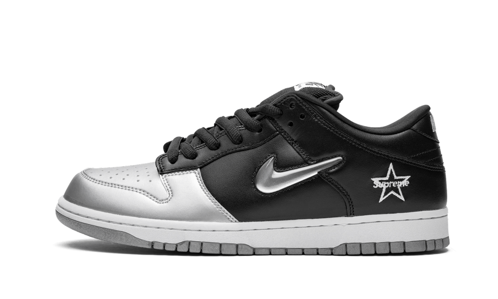 Nike SB Dunk Low OG QS "Supreme - Jewel Swoosh Silver/Black" CK3480 001