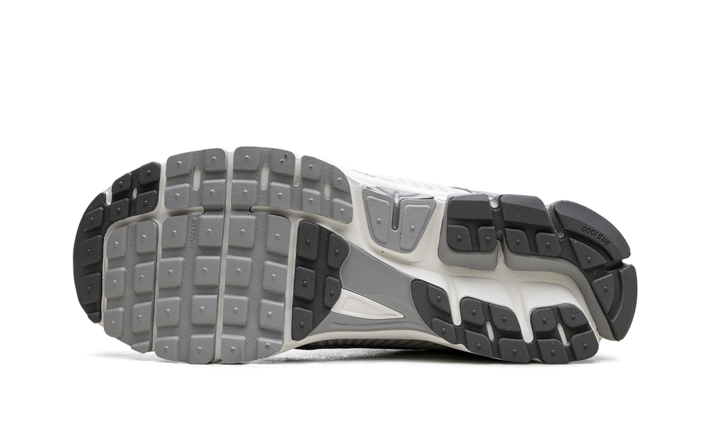 Nike Zoom Vomero 5 "Metallic Silver" IM2219 121
