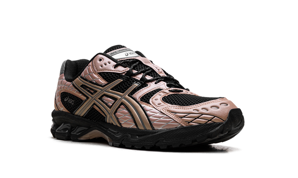 ASICS Gel-Nimbus 10.1 "Black / Rose Gold" 1203A761 001