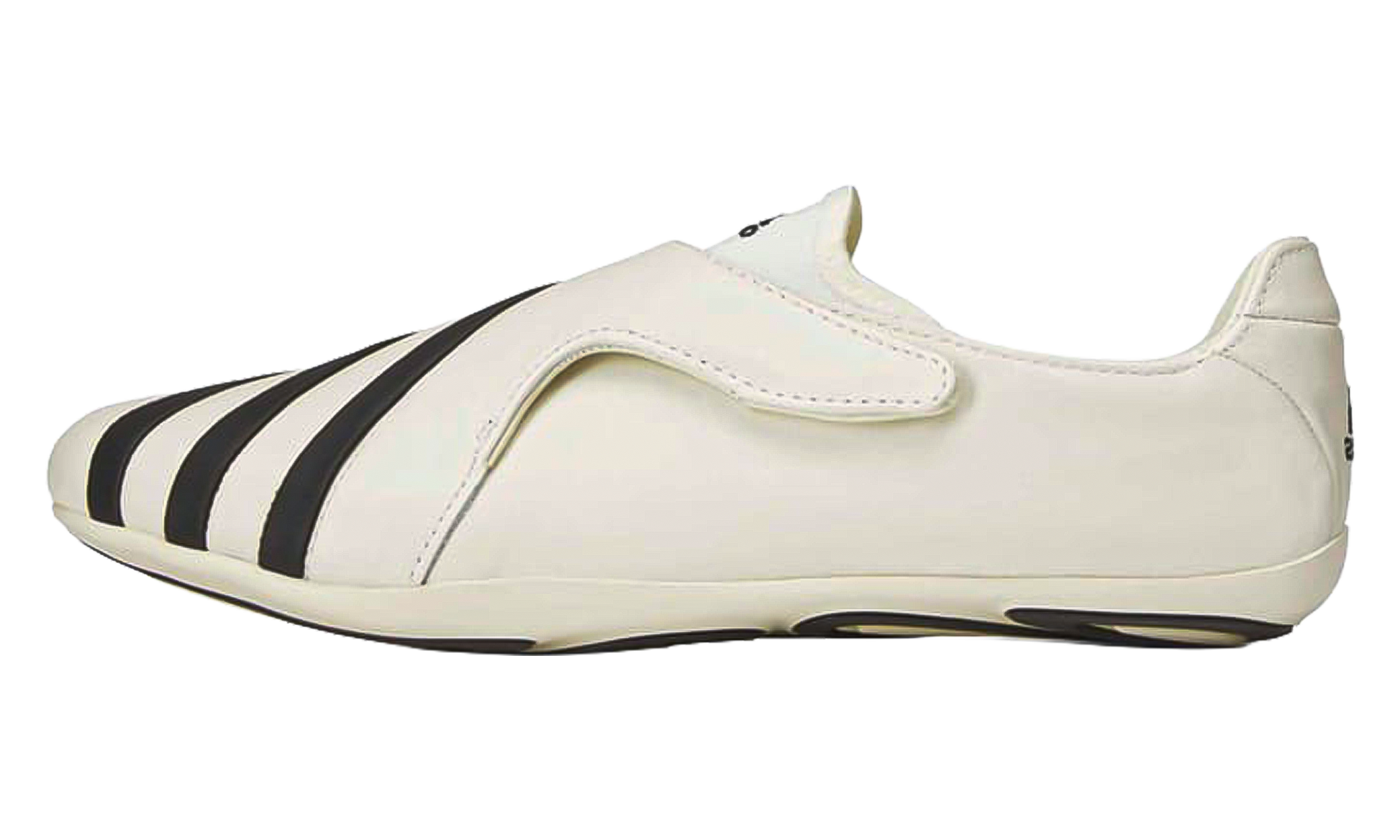 Adidas Adidas Vario Flat Earther "Pharrell - Core White" KI7668