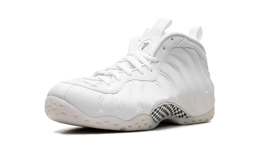 Nike Air Foamposite One "Triple White" HJ5195 100