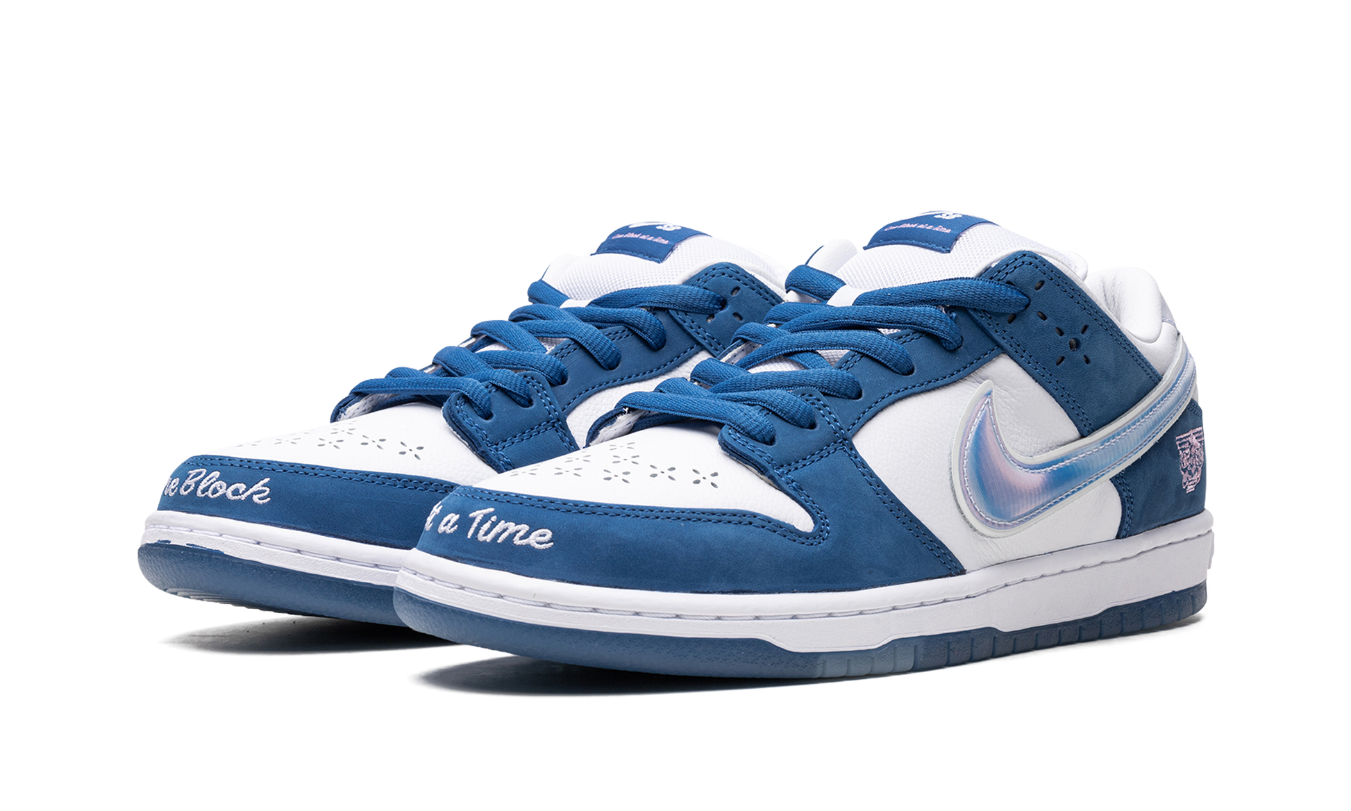 Nike SB Dunk Low "Born x Raised" FN7819 400