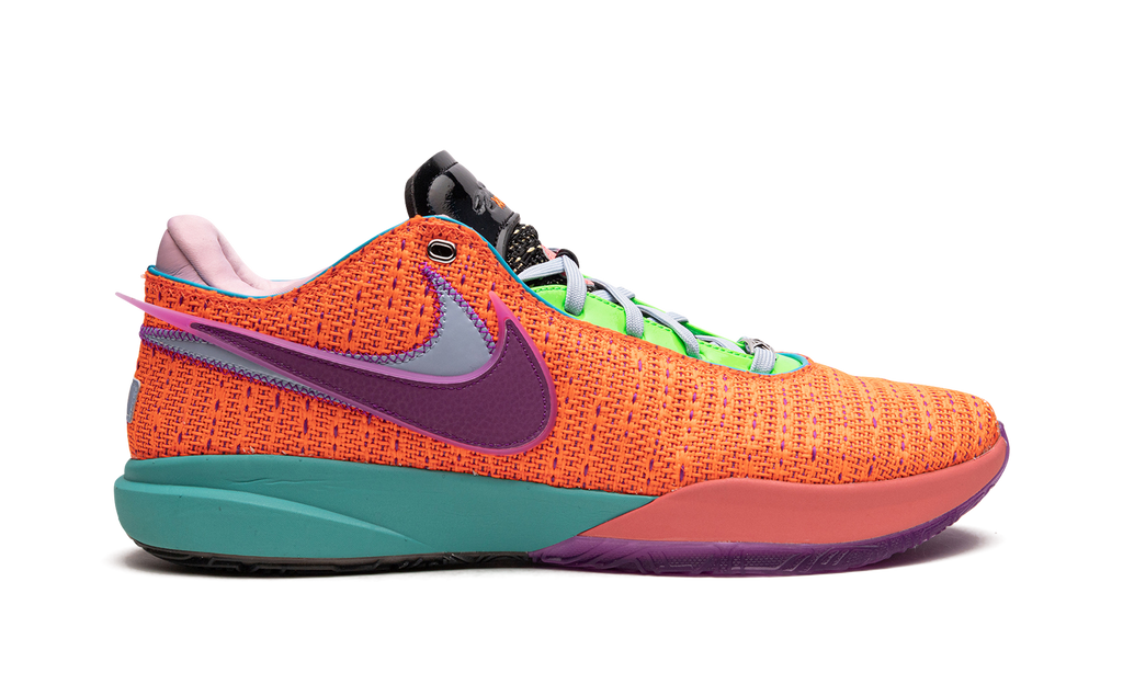 Nike LeBron 20 "Chosen 1" DJ5423 800