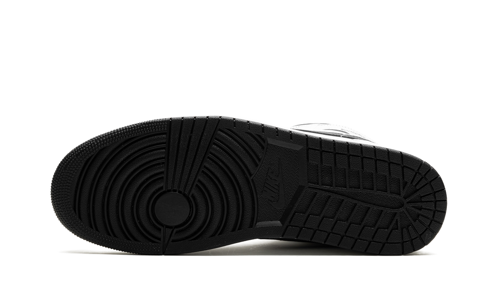 Air Jordan 1 Mid "Stormtrooper" DQ8426 132