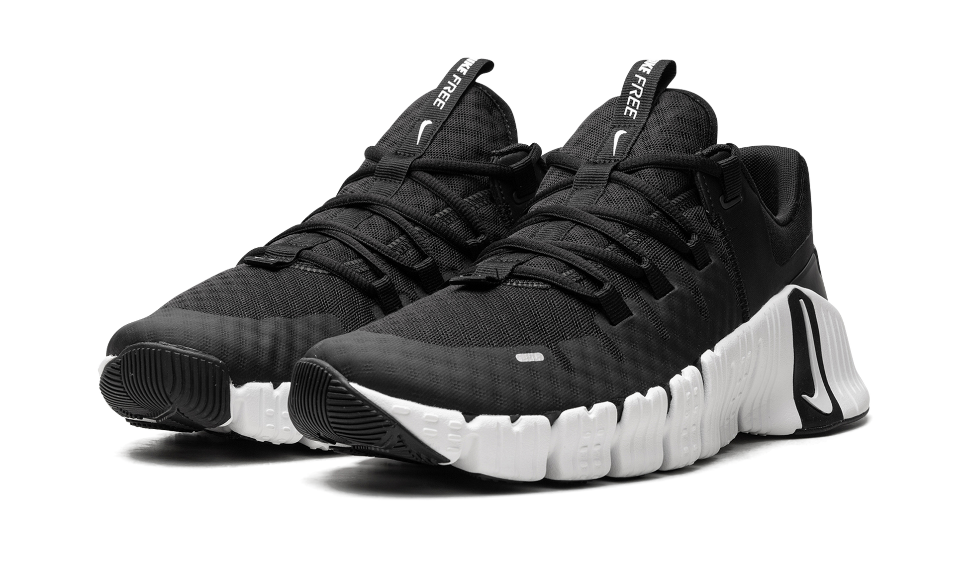 Nike Free Metcon 5 "Black / White" DV3949 001