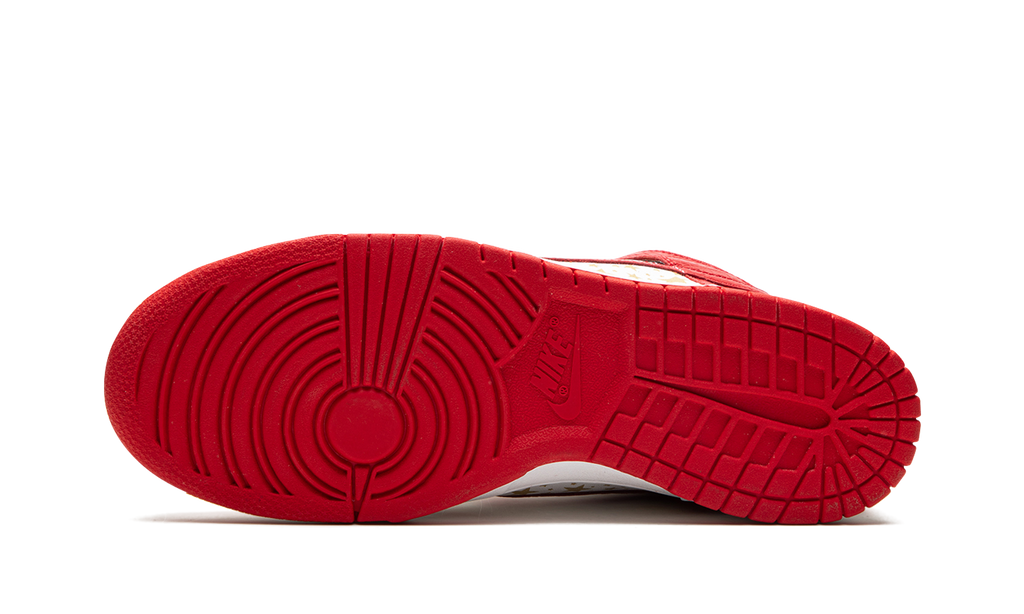 Nike SB Dunk High Pro "Supreme - Red Stars (2003)"