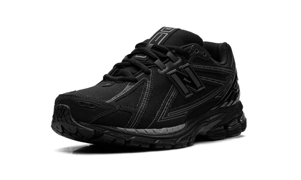 New Balance 1906R "Triple Black" U1906RJB