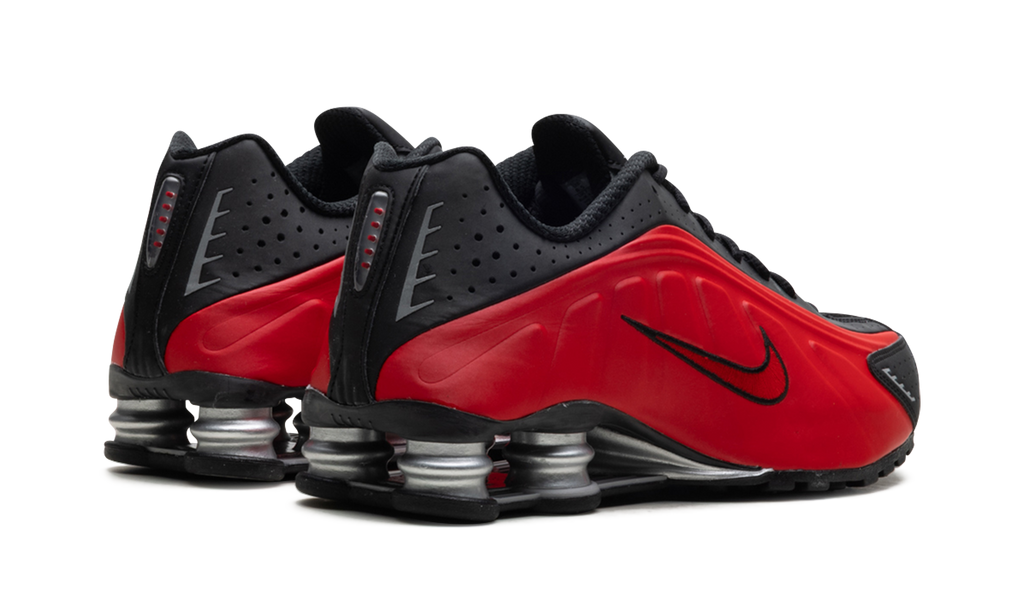 Nike Shox R4 "University Red Black" HQ1988 600