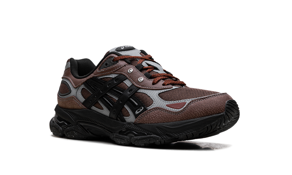 ASICS Gel-NYC 2.0 SSHS "HAL STUDIOS Architecture of Everyday Life Mahogany" 1203A896 200