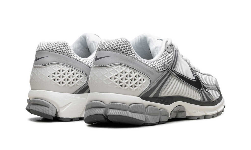 Nike Zoom Vomero 5 "Metallic Silver" IM2219 121