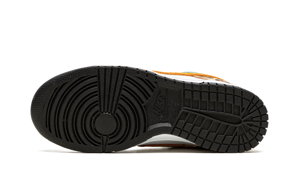 Nike DUNK LO SE MNS WMNS "Safari Mix" DN3866 100
