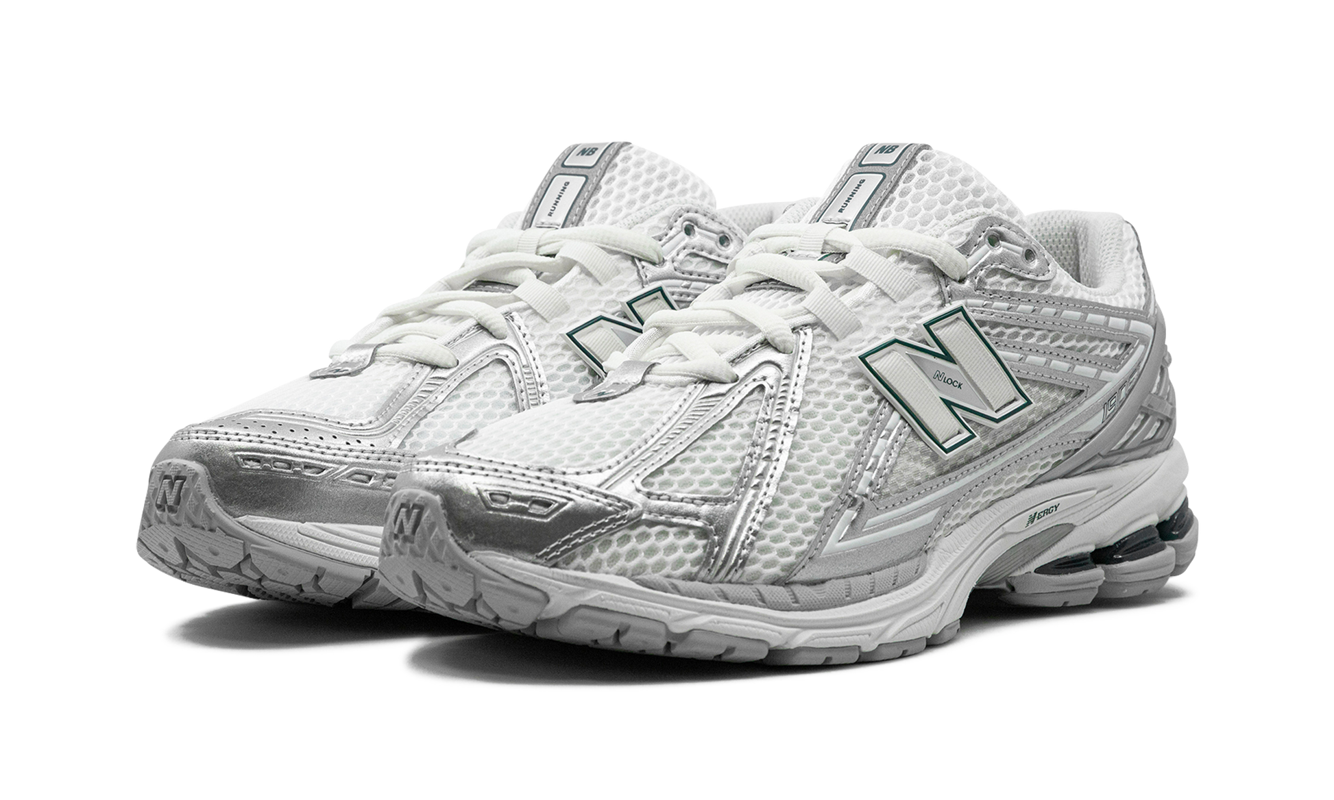 New Balance 1906R "SILVER METALLIC" M1906REE
