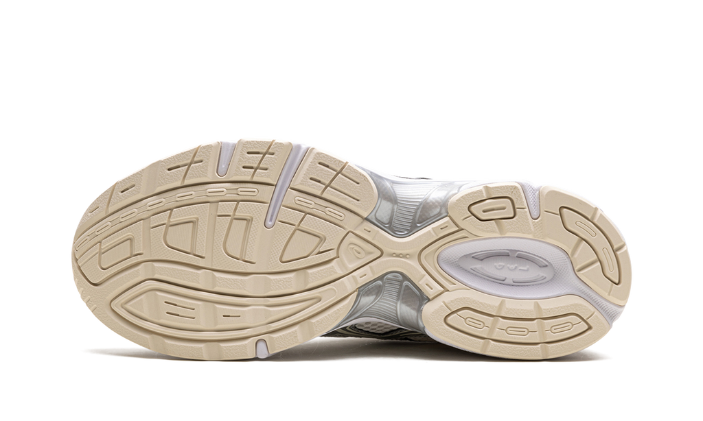 ASICS GEL 1130 WMNS "Cream Pure Silver" 1202A164 107