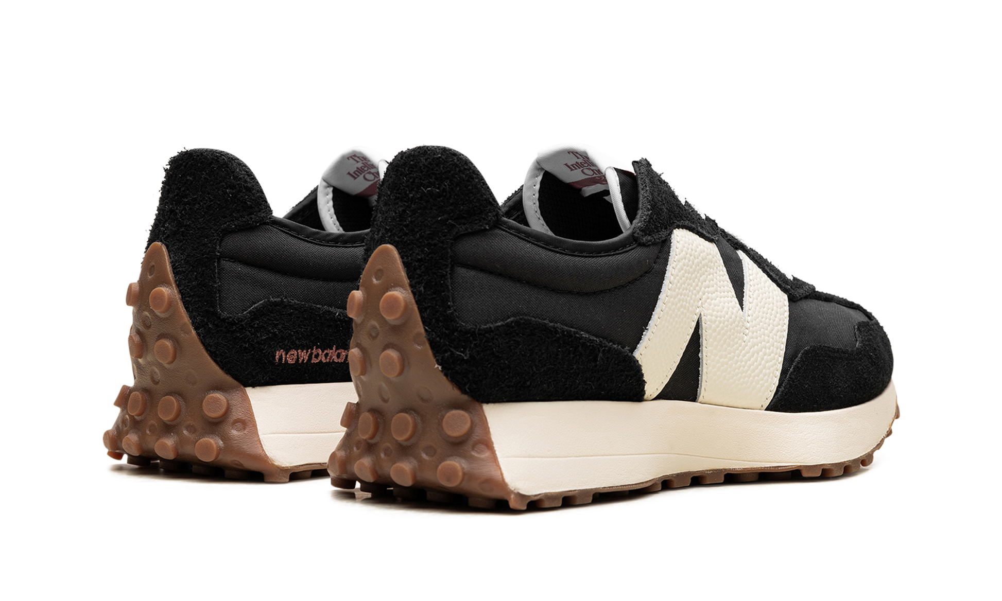 New Balance 327 WMNS "Black White Gum" WS327BL