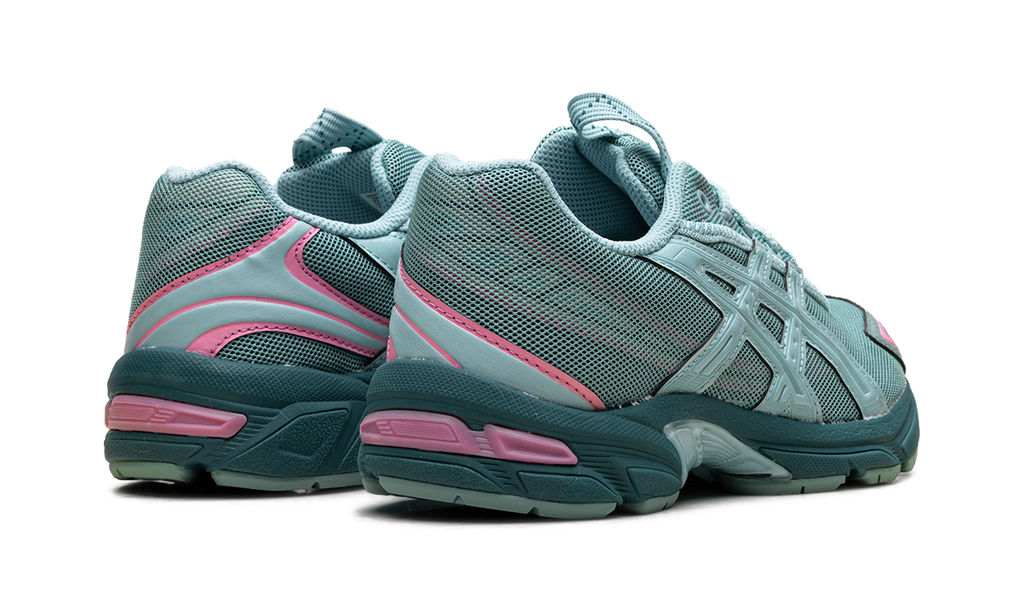 ASICS UB2-S Gel-1130 WMNS "Wasabi Aquatic" 1202A191 300